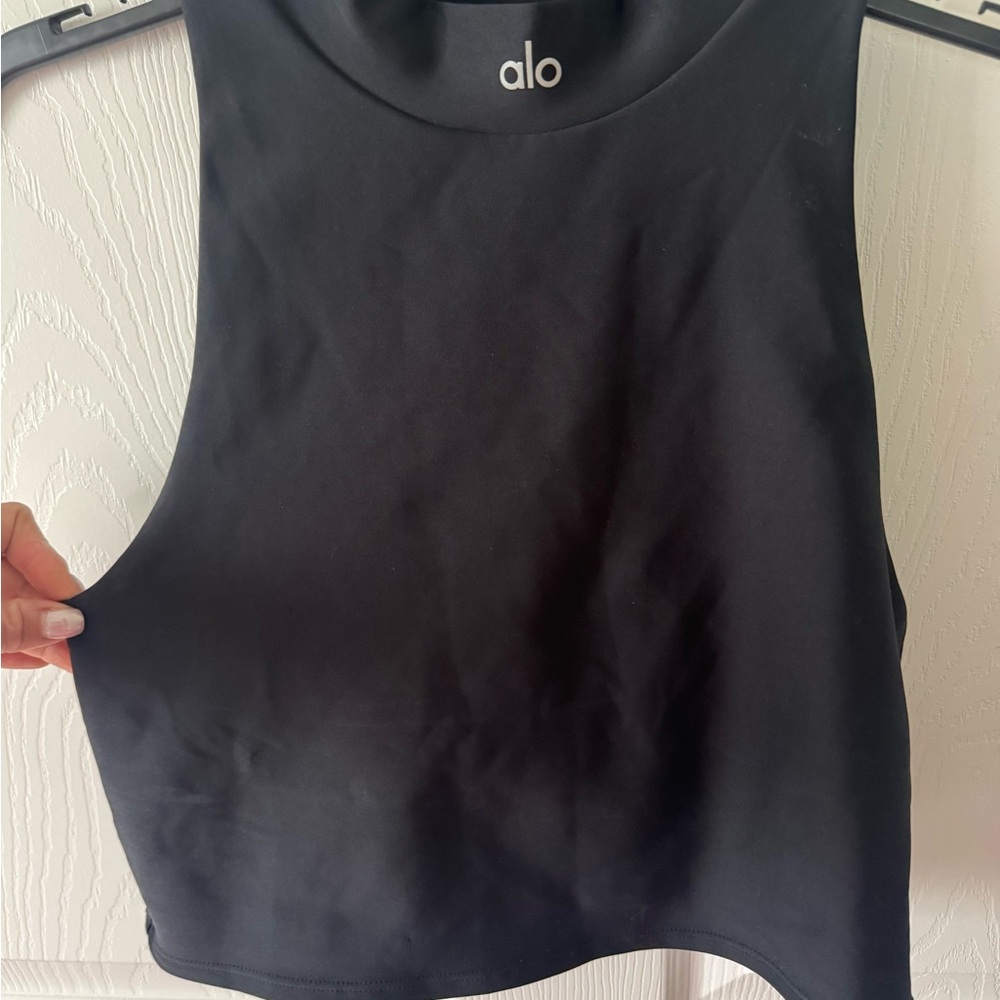 ALO Yoga Black Sleeveless Crop top